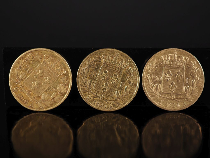 Trois pièces de 20 Francs or, Louis XVIII, Roi de France, 1819-A, 1820