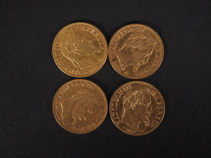 Quatre pièces de 10 Francs or, Napoléon III Empereur, 1867-A, 1867-BB,