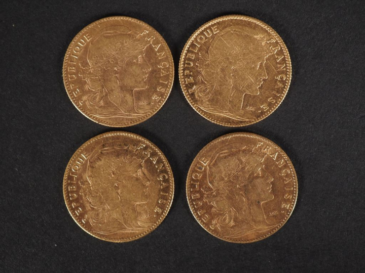 Quatre pièces de 10 Francs or, République Française, 1906, 1907, 1908 