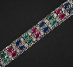 Acheter aux enchères PIÈCES D'OR - BIJOUX - MONTRES - ARGENTERIE