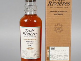 Vente aux enchères 1 BOUTEILLE - RHUM TROIS RIVIERES 43° 50 CL - 2001