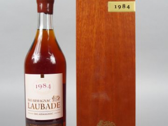 Vente aux enchères 1 BOUTEILLE - BAS ARMAGNAC CHÂTEAU DE LAUBADE - 1984 - COFFRET