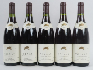 Vente aux enchères 5 BOUTEILLES VOLNAY LOUIS LESANGLIER - 1985