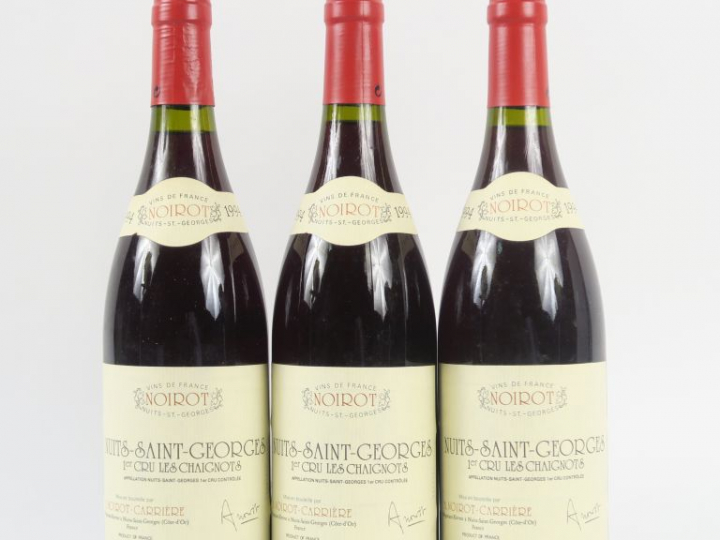 3 BOUTEILLES NUITS SAINT GEORGES 1er CRU 'LES CHAIGNOTS' A. NOIROT CAR
