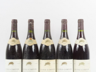 Vente aux enchères 5 BOUTEILLES ALOXE CORTON LOUIS LESANGLIER - 1995