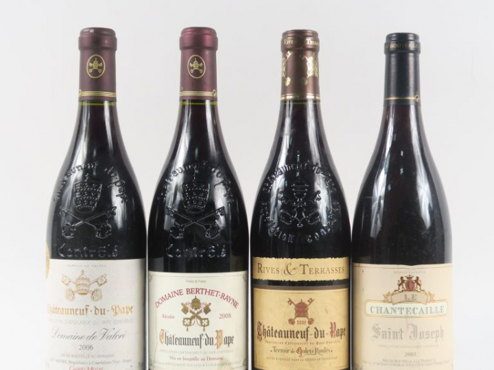 4 BOUTEILLES : 1 SAINT JOSEPH CHANTECAILLE 2003 - 3 CHÂTEAUNEUF DU PAP