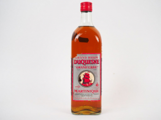 Vente aux enchères 1 BOUTEILLE (1 L) GRAND RHUM DUQUESNE 'GRAND CASE' 45° - COLLERETTE AB