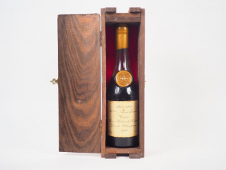 Vente aux enchères 1 DEMIE BOUTEILLE GRANDE CHAMPAGNE '50ème ANNIVERSAIRE' PRINCE HUBERT 