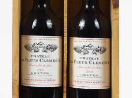 Vente aux enchères 2 BOUTEILLES CHÂTEAU LA FLEUR CLEMENCE GRAVES - 2005 - COFFRET