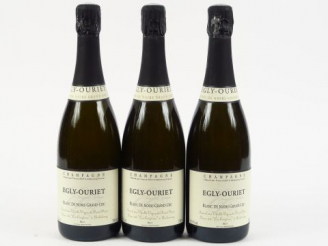Vente aux enchères 3 BOUTEILLES CHAMPAGNE EGLY OURIET BLANC DE NOIRS GC (Passage en cave 