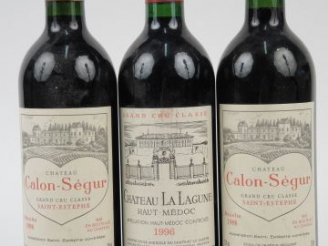 Vente aux enchères 3 BOUTEILLES : 2 CHÂTEAU CALON SEGUR GCC ST ESTEPHE 1998 - 1 CHÂTEAU L