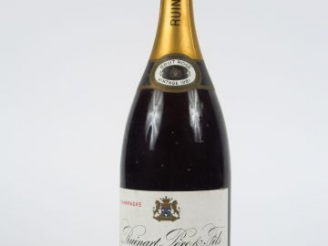 Vente aux enchères 1 MAGNUM CHAMPAGNE RUINART ROSE VINTAGE - 1981
