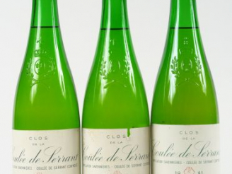 Vente aux enchères 3 BOUTEILLES CLOS DE LA COULEE DE SERRANT NICOLAS JOLY - 1981 -  4 CM