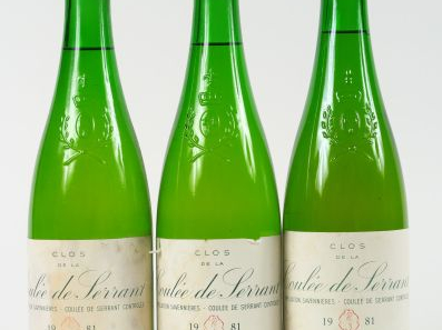 3 BOUTEILLES CLOS DE LA COULEE DE SERRANT NICOLAS JOLY - 1981 - 3 à 4 