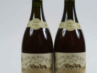 Vente aux enchères 2 BOUTEILLES VOUVRAY 'CLOS DU BOURG' MOELLEUX 1ere TRIE HUET - 1990
