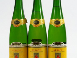 Vente aux enchères 3 BOUTEILLES GEWURZTRAMINER VENDANGES TARDIVES HUGEL - 1983 - 1 à 3 CM
