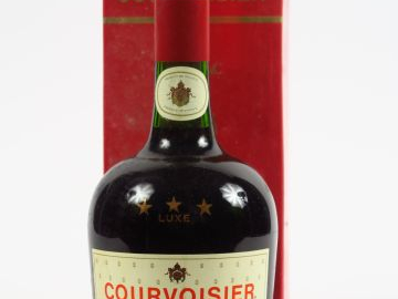 1 BOUTEILLE COGNAC COURVOISIER LUXE - COFFRET