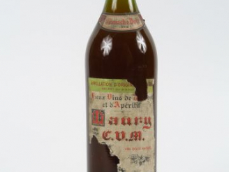 Vente aux enchères 1 BOUTEILLE MAURY VDN STE VITICOLE DE MAURY (1 l) - 1948 - 2,5 CM/EA