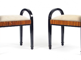 Vente aux enchères Jean FAURE. Paire de tabourets en palissandre et bois noirci (petits a