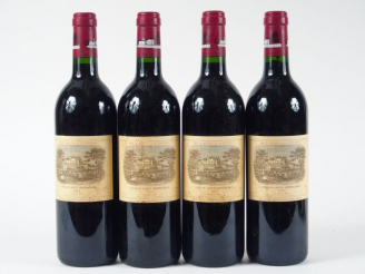 Vente aux enchères 4 BOUTEILLES CHÂTEAU LAFITE ROTHSCHILD 1er GCC PAUILLAC - 1993 - ETH
