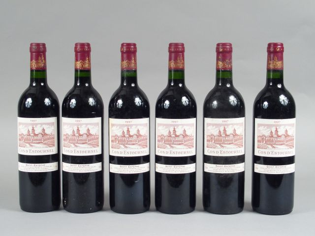 6 BOUTEILLES CHÂTEAU COS D'ESTOURNEL GCC ST ESTEPHE - 1997 - 2 CAPS AB