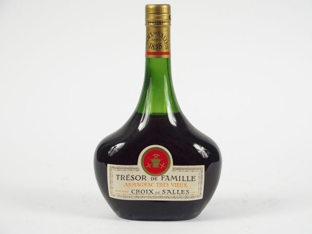 1 BOUTEILLE ARMAGNAC TRES VIEUX TRESOR DE FAMILLE CROIX DE SALLES