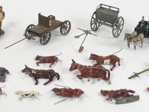 Lot d'attelages divers en état d'usage dont canons CR, petit attelage 