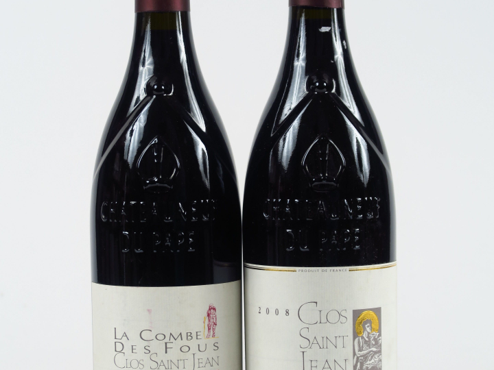 2 BOUTEILLES CHATEAUNEUF DU PAPE 2008 : 1 CLOS ST JEAN - 1 LA COMBE DE