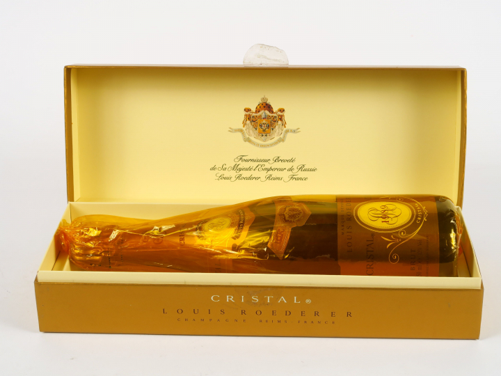 1 BOUTEILLE CHAMPAGNE CRISTAL ROEDERER - 1989 - COFFRET