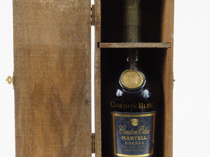 1 BOUTEILLE COGNAC MARTELL 'CORDON BLEU' - COFFRET BOIS