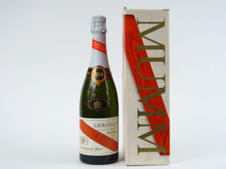 Vente aux enchères 1 BOUTEILLE CHAMPAGNE MUMM 'CORDON ROUGE' - 1969 - COFFRET