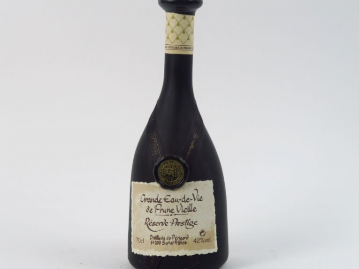 1 GRANDE EAU DE VIE DE PRUNE VIEILLE 'RESERVE PRESTIGE' 42°