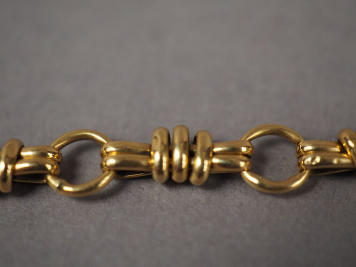 Bracelet souple en or jaune.  Poids. 7,32 g (maillon à refixer)