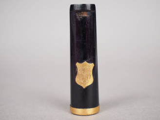 Vente aux enchères Fume-cigarette gainé d'or.  Poids tel. 8,34 g