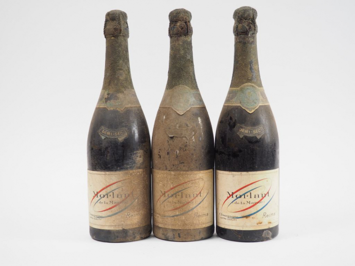 3 VIEILLES BOUTEILLES CHAMPAGNE MORLANT DEMI SEC - BS/COIFFES AB