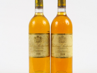 Vente aux enchères 2 BOUTEILLES CHÂTEAU SUDUIRAUT 1er CC SAUTERNES - 1986-1988/EF