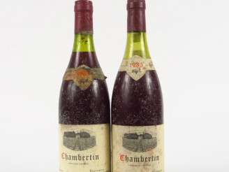 Vente aux enchères 2 BOUTEILLES CHAMBERTIN GC H. REBOURSEAU -1 de 1985 3 CM/1 de 1983 4,5