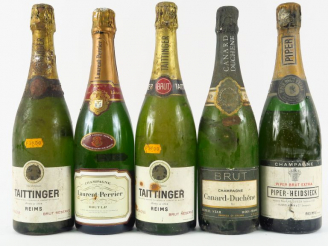 Vente aux enchères 5 BOUTEILLES CHAMPAGNE : 2 TAITTINGER - 1 PIPER HEIDSIECK - 1 LAURENT 