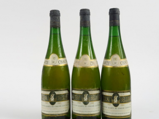 Vente aux enchères 3 BOUTEILLES QUARTS DE CHAUME CHÂTEAU DE BELLERIVE - 1985