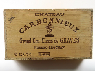 Vente aux enchères 12 BOUTEILLES CHÂTEAU CARBONNIEUX GCC GRAVES - 2004 - CBO