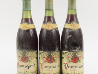 Vente aux enchères 3 BOUTEILLES POMMARD P. MONGET - 1975 - De 2 à 3 CM