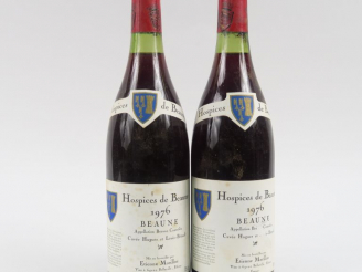 Vente aux enchères 2 BOUTEILLES BEAUNE HOSPICES DE BEAUNE 'CUVEE HUGUES ET LOUIS BETAULT'