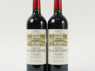 Vente aux enchères 2 BOUTEILLES CHÂTEAU LA LOUVIERE GRAVES - 2005