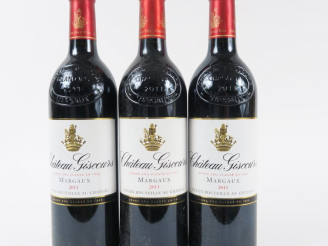 Vente aux enchères 3 BOUTEILLES CHÂTEAU GISCOURS GCC MARGAUX - 2011 