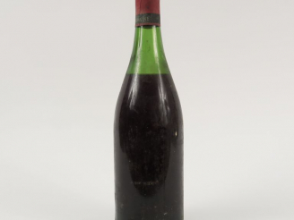 Vente aux enchères 1 BOUTEILLE RICHEBOURG DOMAINE DE LA ROMANEE CONTI - 1952 - 5,5 CM/SE/