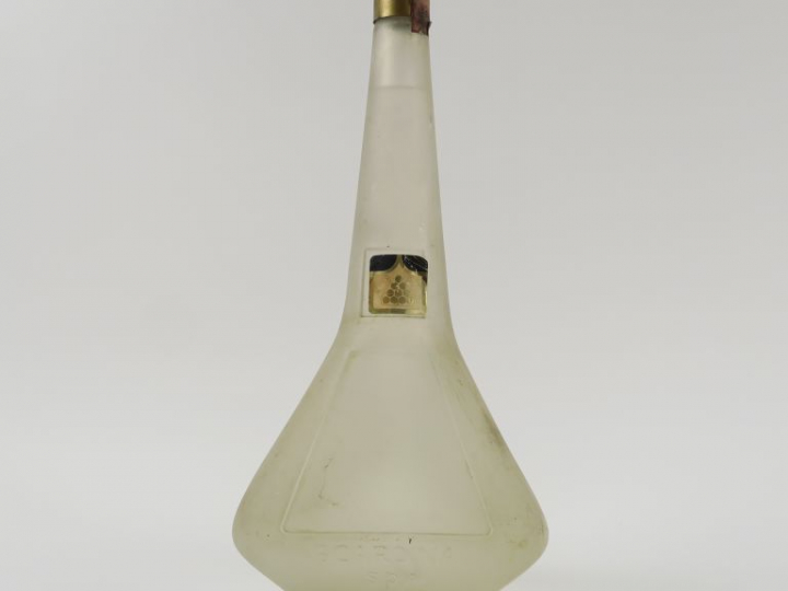 1 FLACON (2 L) EAU DE VIE DE SCARDINA