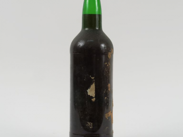 1 BOUTEILLE (1 L) RHUM JACKSIE - SE