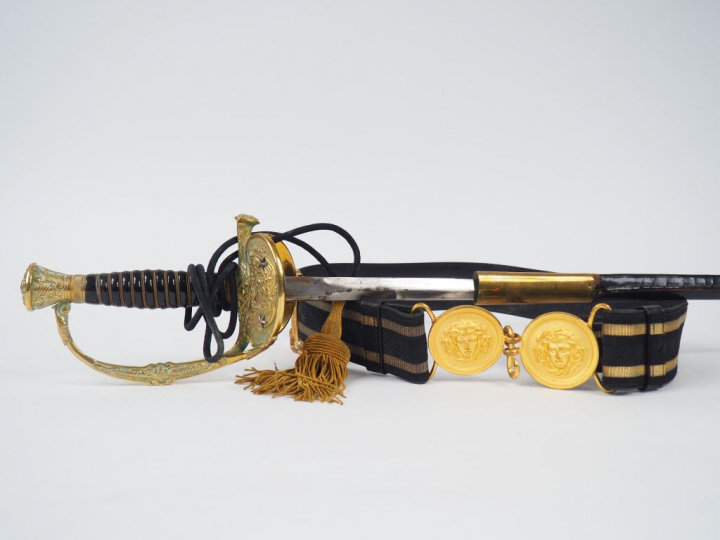 Belle épée à clavier d’officier supérieur français, lame a 4 pans, vie