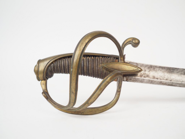 Sabre d’officier à la chasseur de facture civile type AN IX fabricatio