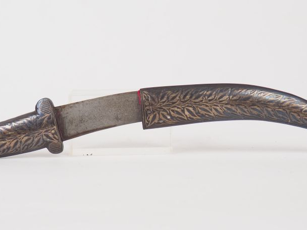 Petit poignard « Kandjar » Inde du nord XIXéme (225 mm de long). Montu